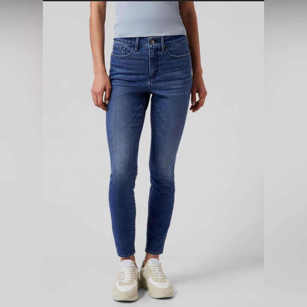 Athleta Sculptex Ultra Skinny Ankle Jean Dark Blue Wash Women’s Size 10